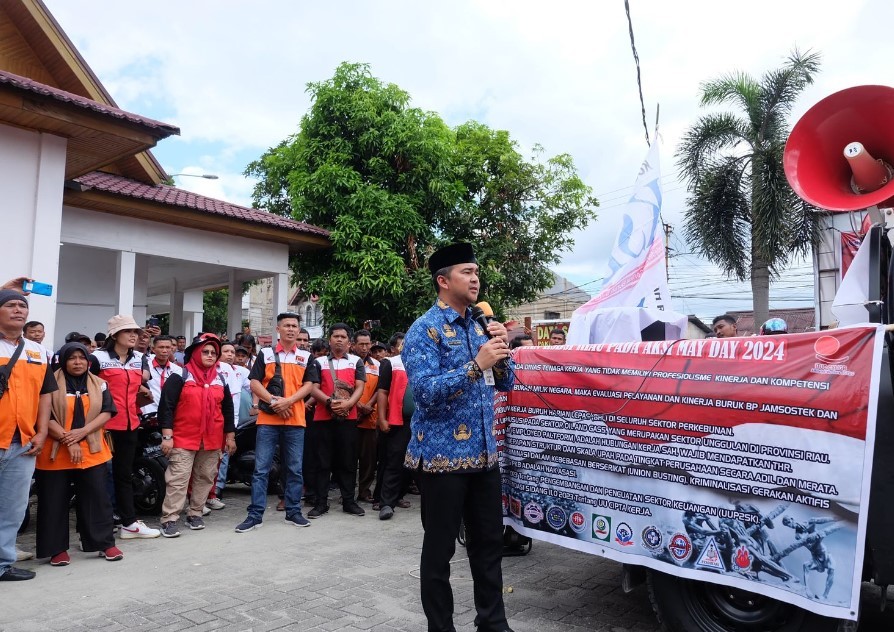 Disnakertrans Riau Tampung Aspirasi KSBSI Riau